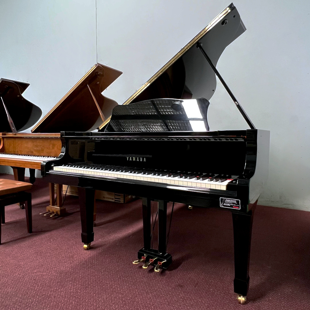 Yamaha C3