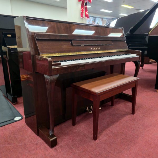 Yamaha M108